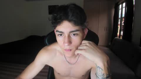 Snapshot of joshmiller_ chatting on February 27, 2026, 10:21 pm Josh online show from February 27, 2026, 10:21 pm