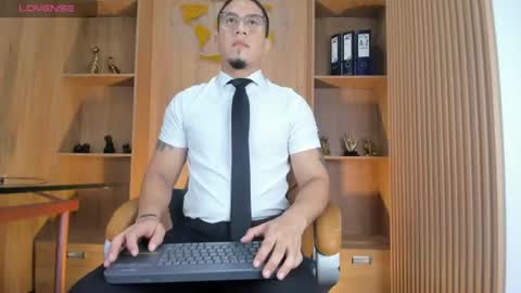 joshmiller___ online show from June 13, 2026, 11:41 am