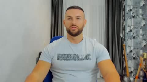 Snapshot of joshuamuscle69 chatting on January 19, 2025, 5:48 am joshuamuscle69 online show from January 19, 2025, 5:48 am