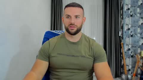 Snapshot of joshuamuscle69 chatting on January 22, 2025, 6:10 pm joshuamuscle69 online show from January 22, 2025, 6:10 pm