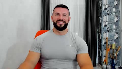 Snapshot of joshuamuscle69 chatting on October 17, 2025, 5:43 am joshuamuscle69 online show from October 17, 2025, 5:43 am