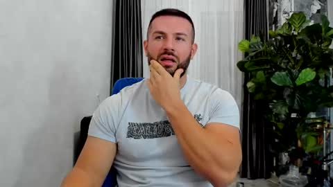 Snapshot of joshuamuscle69 chatting on December 14, 2025, 7:58 am joshuamuscle69 online show from December 14, 2025, 7:58 am