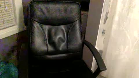 Snapshot of joshuasonline chatting on February 3, 2026, 6:22 am josh online show from February 3, 2026, 6:22 am