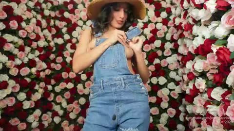 Snapshot of joss_caprice chatting on January 28, 2025, 1:38 pm Joss online show from January 28, 2025, 1:38 pm