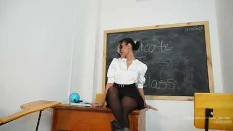 Snapshot of joss_caprice chatting on February 12, 2025, 12:44 pm Joss online show from February 12, 2025, 12:44 pm