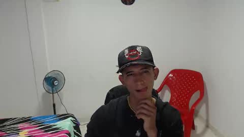 Snapshot of josue25sex chatting on December 17, 2025, 11:55 pm josue25sex online show from December 17, 2025, 11:55 pm