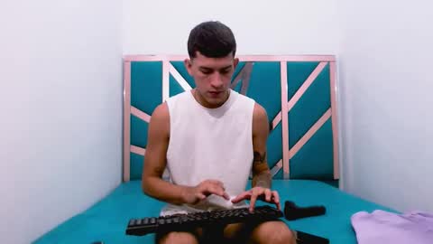 Snapshot of josue_linares chatting on September 18, 2025, 7:38 pm josue_linares online show from September 18, 2025, 7:38 pm