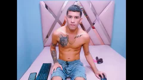 Snapshot of josue_linares chatting on September 26, 2025, 7:40 pm josue_linares online show from September 26, 2025, 7:40 pm