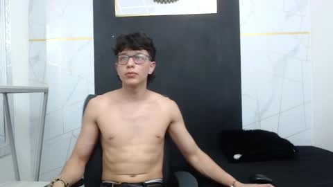 Snapshot of jotalatino_ chatting on March 11, 2026, 7:42 pm jotalatino online show from March 11, 2026, 7:42 pm