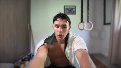 Im Jouliano online show from July 13, 2026, 3:04 pm