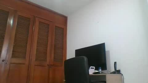 Snapshot of jovenvergonguapo09 chatting on January 11, 2025, 9:46 pm Van Helsing online show from January 11, 2025, 9:46 pm