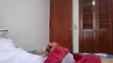 Snapshot of jovenvergonguapo09 chatting on January 14, 2025, 2:22 pm Van Helsing online show from January 14, 2025, 2:22 pm