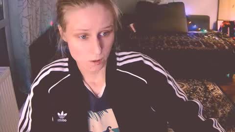 Snapshot of joy_keys chatting on January 4, 2025, 7:23 pm joy_keys online show from January 4, 2025, 7:23 pm