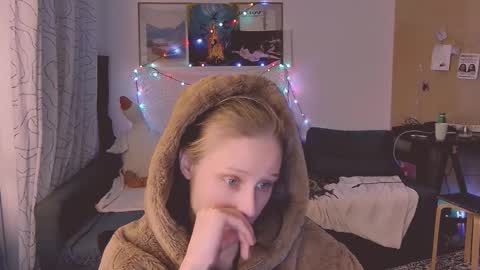 Snapshot of joy_keys chatting on February 21, 2025, 3:32 pm joy_keys online show from February 21, 2025, 3:32 pm