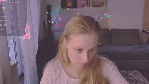 Snapshot of joy_keys chatting on March 1, 2025, 2:55 pm joy_keys online show from March 1, 2025, 2:55 pm