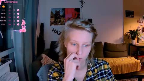 Snapshot of joy_keys chatting on November 12, 2025, 3:34 pm joy_keys online show from November 12, 2025, 3:34 pm