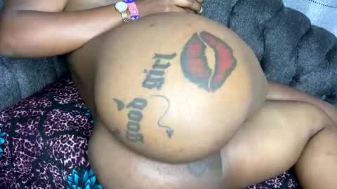 Snapshot of joyslim1 chatting on February 20, 2026, 3:03 am Butterflyass online show from February 20, 2026, 3:03 am