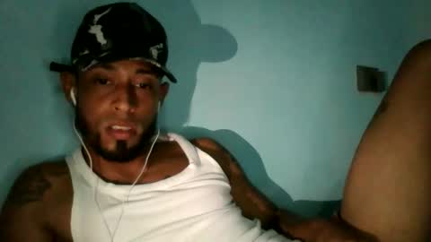 Snapshot of jpineda97 chatting on January 16, 2026, 4:27 am jpineda97 online show from January 16, 2026, 4:27 am