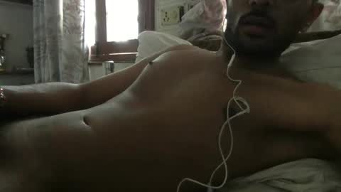 jrawz96 online show from December 23, 2024, 6:22 am