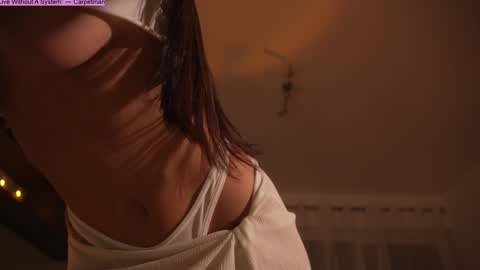 Snapshot of jseductiveart chatting on March 12, 2025, 11:01 pm Jennifer Diaz online show from March 12, 2025, 11:01 pm