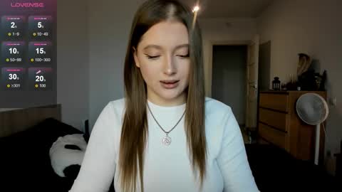 Snapshot of ju_lii chatting on October 31, 2025, 1:01 pm Julia and Julia online show from October 31, 2025, 1:01 pm