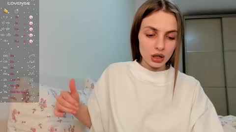 Snapshot of ju_lii chatting on January 14, 2026, 8:25 pm Julia and Julia online show from January 14, 2026, 8:25 pm