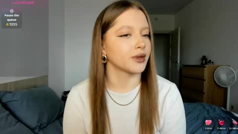 Julia and Julia online show from April 30, 2026, 8:09 am