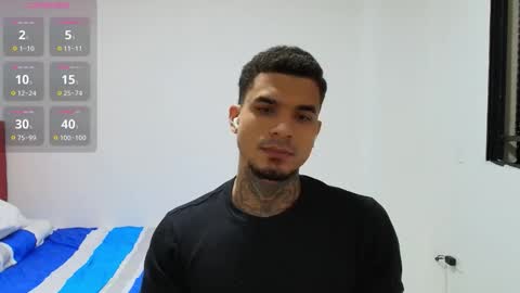 juan_gomez_1 online show from February 10, 2026, 2:59 am