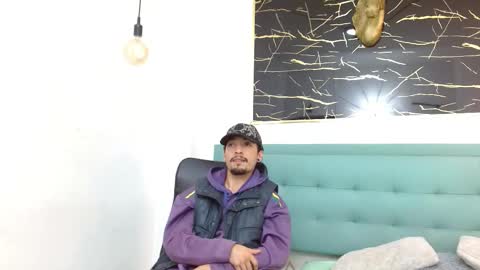 JUAN JOSE online show from January 12, 2026, 3:23 am