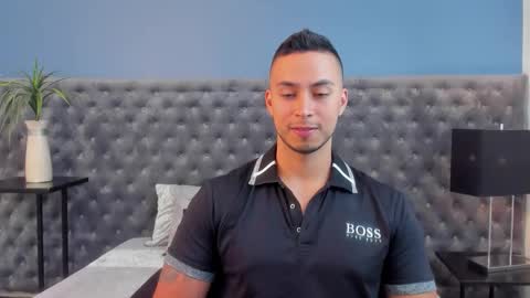 Snapshot of juan_muscle chatting on November 29, 2025, 11:52 pm juan_muscle online show from November 29, 2025, 11:52 pm