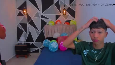 JuanSteven online show from November 26, 2025, 4:02 am