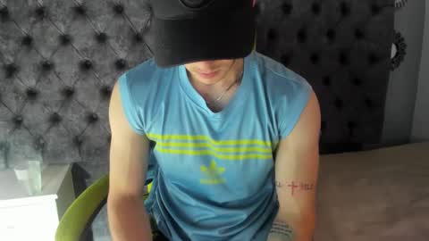 JUAN online show from January 13, 2025, 7:53 pm