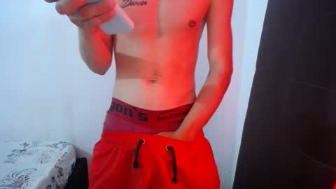 juan stevan online show from January 1, 2025, 8:04 pm