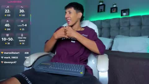Snapshot of juan_zabala chatting on September 30, 2025, 11:37 am Juan online show from September 30, 2025, 11:37 am