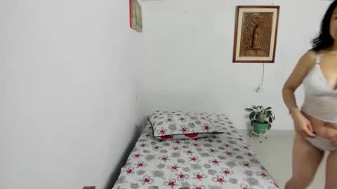 Juana online show from November 5, 2025, 5:35 pm