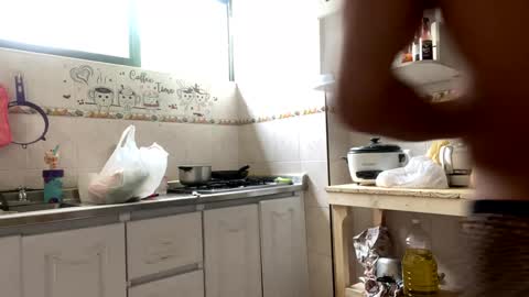 Snapshot of juanbladde chatting on December 4, 2024, 12:36 pm Juan Esteban online show from December 4, 2024, 12:36 pm