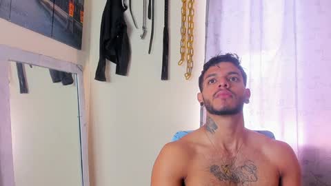 Snapshot of juanbladde chatting on December 14, 2024, 4:31 pm Juan Esteban online show from December 14, 2024, 4:31 pm