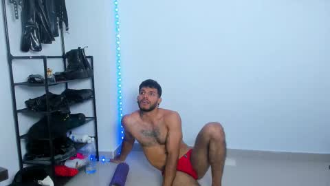 Snapshot of juanbladde chatting on September 26, 2025, 6:56 pm Juan Esteban online show from September 26, 2025, 6:56 pm