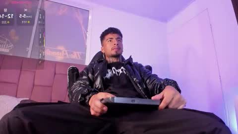 juancamilo66_ online show from March 11, 2026, 2:12 pm