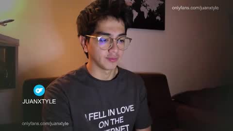 Snapshot of juancamroom chatting on December 2, 2025, 11:11 pm . online show from December 2, 2025, 11:11 pm