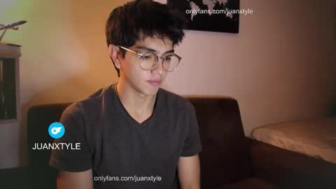 Snapshot of juancamroom chatting on December 14, 2025, 8:02 pm . online show from December 14, 2025, 8:02 pm