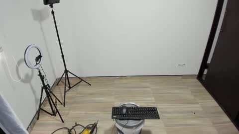 juanda9811 online show from October 31, 2025, 8:32 pm