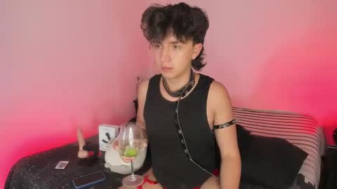 juandaaa__ online show from December 19, 2025, 2:51 am