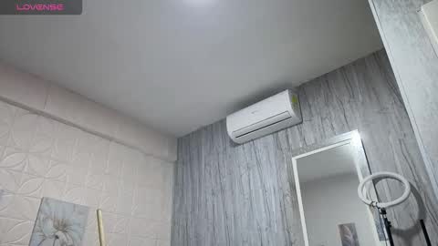 Snapshot of juandiamonds chatting on February 22, 2026, 12:47 pm Juan David online show from February 22, 2026, 12:47 pm