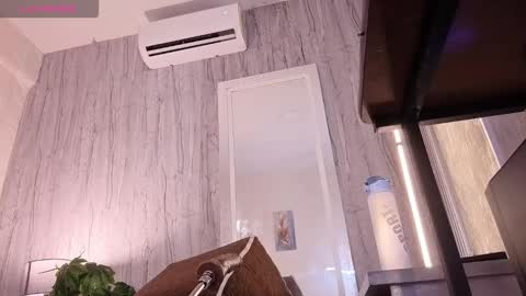 Snapshot of juandiamonds chatting on February 27, 2026, 12:16 pm Juan David online show from February 27, 2026, 12:16 pm