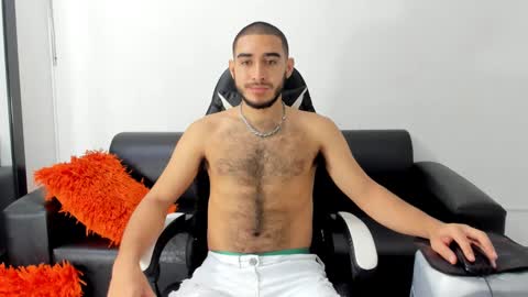 Snapshot of juandiegokingx chatting on March 6, 2025, 1:46 pm Juan Diego Uribe online show from March 6, 2025, 1:46 pm