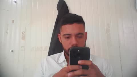juanfe_style online show from May 5, 2026, 4:15 pm