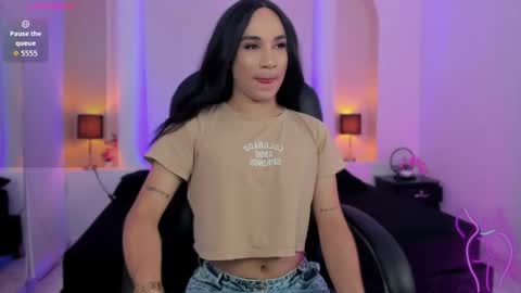 juanita__acosta online show from June 1, 2026, 8:43 pm