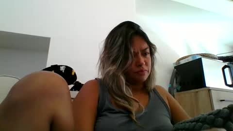 Snapshot of juanita_cw chatting on October 10, 2025, 3:11 pm juanita_cw online show from October 10, 2025, 3:11 pm