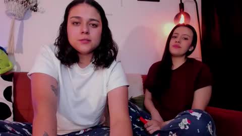 juanitaaa_ online show from February 17, 2026, 3:36 am